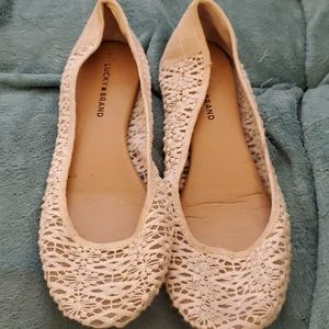 Lucky Brand Ivory Lace and Linen Flats
